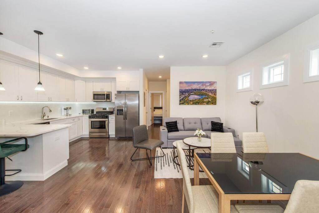 Stylish Chic Condo Nyc At Fingertips นอร์ทเบอร์เกน ภายนอก รูปภาพ