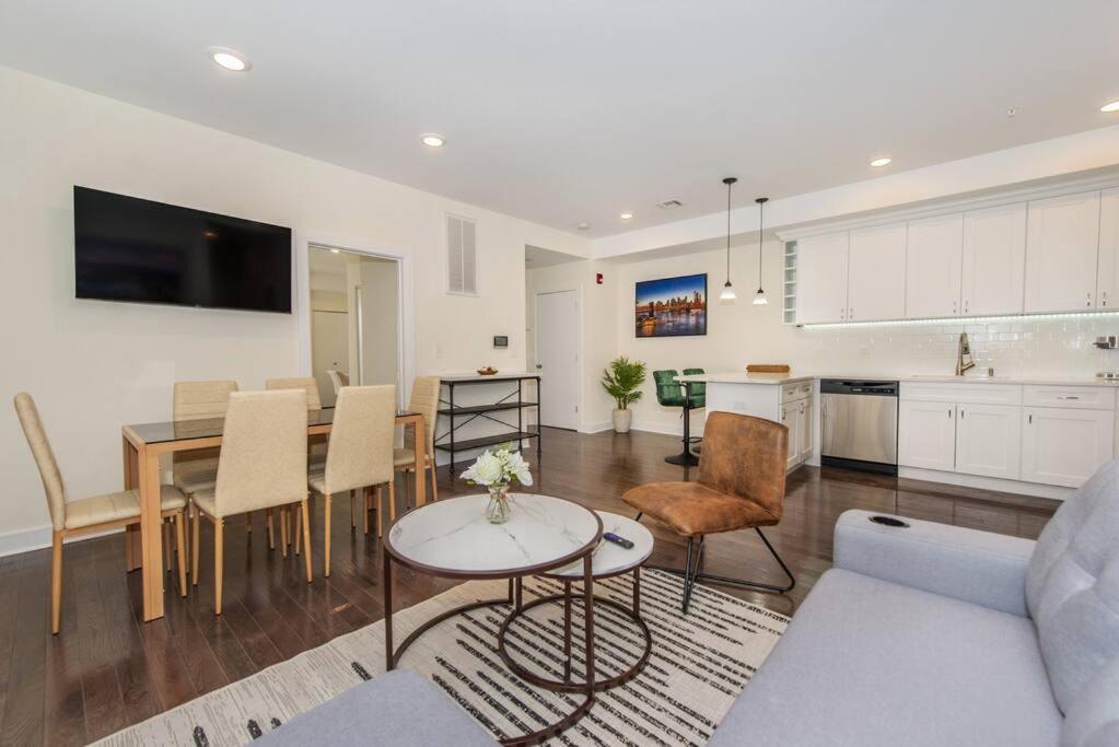 Stylish Chic Condo Nyc At Fingertips นอร์ทเบอร์เกน ภายนอก รูปภาพ
