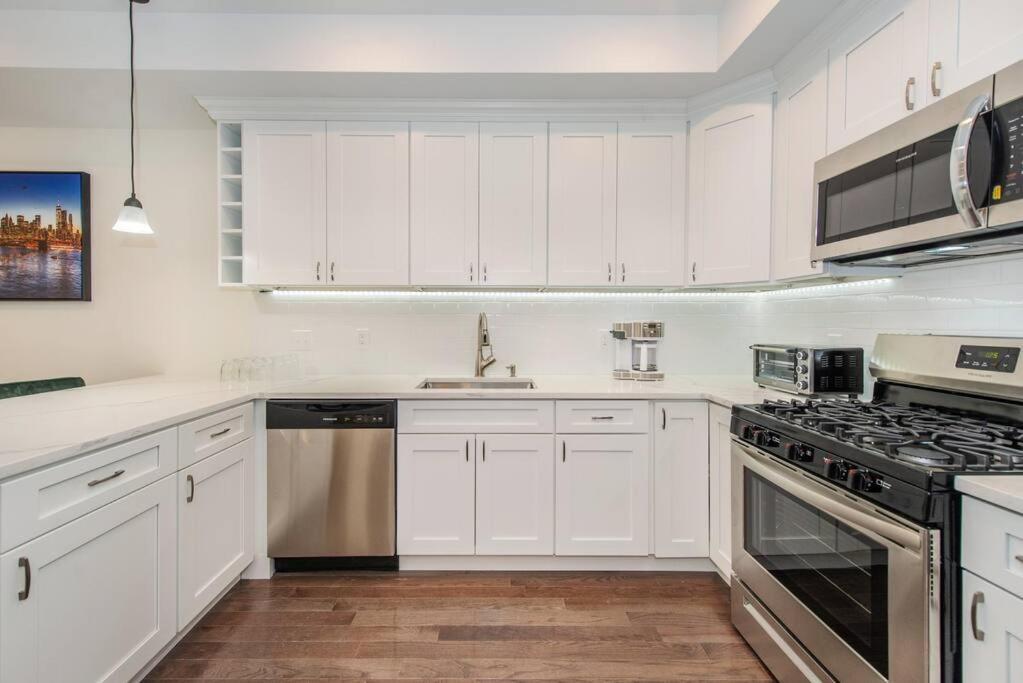 Stylish Chic Condo Nyc At Fingertips นอร์ทเบอร์เกน ภายนอก รูปภาพ